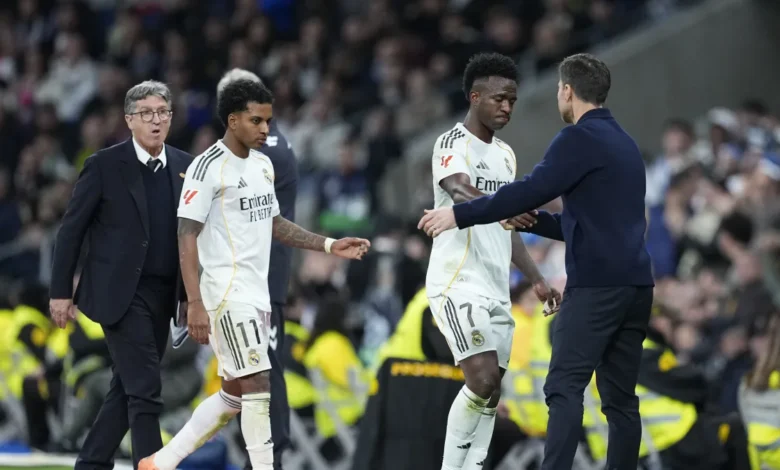 Xabi Alonso defende Vinicius Jr. após vaias no Santiago Bernabéu