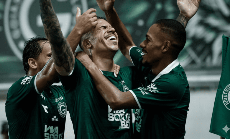 Goiás derrota Vila Nova e se isola na ponta do campeonato