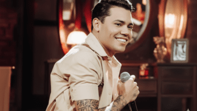 Felipe Araújo encerra programação de carnaval em Caldas Novas