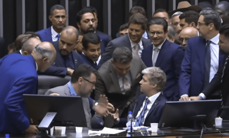 Conselho de Ética retoma oitivas sobre motim no plenário da Câmara