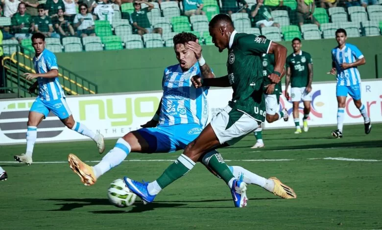 Goiás vence Crac por 4 a 1 e avança à semifinal do Goianão 2026
