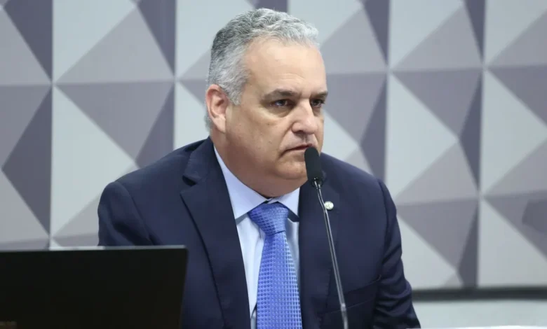 Relator da CPMI do INSS pede quebra de sigilo de Lulinha