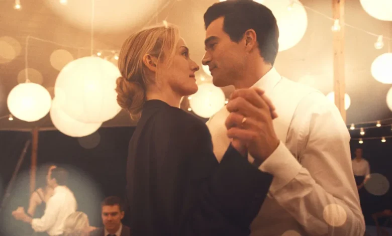 Paul Anthony Kelly e Sarah Pidgeon protagonizam 'Love Story'