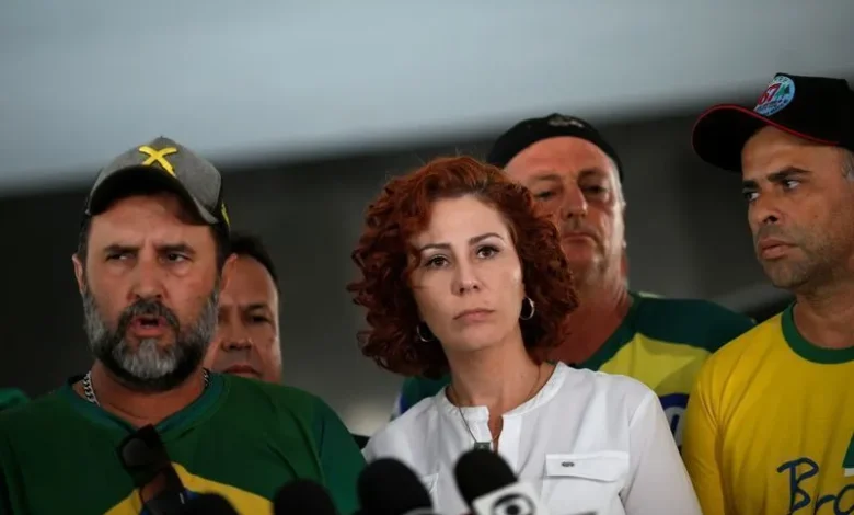 Moraes arquiva inquérito sobre suposta obstrução de justiça de Carla Zambelli