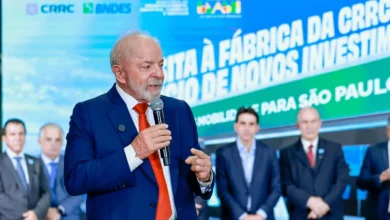 Lula anuncia R$ 5 bilhões para indústria automotiva em Anápolis