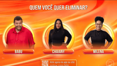 Babu Santana, Chaiany e Milena estão no oitavo Paredão do BBB 26. A berlinda foi formada oficialmente, ao vivo, na noite deste domingo (08).nA eliminação acontece na próxima terça-feira (10), quando um dos emparedados deixará a casa do reality. A votação já está aberta e o público deve escolher quem deseja eliminar do programa.nConfira aqui como foi formação do 8ª Paredão do BBB 26nnA formação do Paredão desta semana começou com Babu Santana já emparedado, após indicação em consenso do Anjo e do Monstro da semana, Jonas Sulzbach e Milena. Em seguida, os líderes Alberto Cowboy e Jonas indicaram Milena diretamente à berlinda.nNa votação da casa, Jordana recebeu seis votos e também foi para o Paredão. Com direito ao contragolpe, ela puxou Chaiany para a disputa. Na Prova Bate e Volta, Jordana venceu e escapou da possível eliminação.nCom isso, o 8º Paredão do BBB 26 foi oficialmente formado por Babu Santana, Chaiany e Milena.nVote: quem deve sair entre Babu Santana, Chaiany e Milena?nVote abaixo na enquete da CNN em quem você quer que seja eliminado no oitavo Paredão da temporada.nn&nbsp;nnnhttps://www.youtube.com/watch?v=7SotzKrehognhttps://stories.cnnbrasil.com.br/entretenimento/bbb-26-conheca-os-participantes-do-grupo-veteranos/