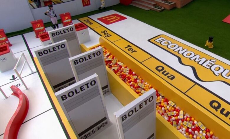 A Prova do Anjo deste sábado (7) pode ser crucial para quem quer se livrar do Paredão deste domingo. Brothes e sisters foram convocados a participarem do desafio que vai dar a chance de imunizar um dos participantes do "Big Brother Brasil 26".nO desafio consiste em decorar um gabarito de uma sequência de quatro produtos de uma rede de fast food, atravessar uma piscina de bolinhas e montar um pequeno quebra-cabeça com a mesma sequência vista no início do jogo. Ganha quem fizer em menos tempo. Cada vez que o participante pede para rever o gabarito tem um acréscimo de 5 segundos no tempo final.nnPara a primeira fase, somente Samira, Milena, Solange Couto, Ana Paula Renault, Babu Santana e Leandro Boneco estavam aptos a competirem. Na primeira dinâmica da prova, Juliano Floss, Gabriela, Chaiany, Jordana, Marciele e Breno não encontraram os itens dentro do armário e ficaram fora da disputa.nVeja o tempo total dos participantes da primeira fase (com acréscimo de 5 segundos):nnSamira: 2 minutos e 8 segundosnMilena: 2 minutos e 17 segundosnBabu Santana: 2 minutos e 20 segundosnAna Paula Renault: 2 minutos e 40 segundosnLeandro Boneco: 1 minuto e 34 segundos (com um erro)nSolange Couto: 3 minutos e 19 segundos (com um erro)nnLogo depois de finalizar a primeira fase, Tadeu Schmidt anunciou que os cinco primeiros foram classificados para a segunda fase e Solange estava desclassificada. Nesta etapa, os competidores também decoraram o mesmo gabarito, mas atravessam um corredor cheio de tapumes e levam para o quebra-cabeça.nnSamira: 1 minuto e 26 segundosnLeandro Boneco: 1 minuto e 31 segundosnMilena: 1 minuto e 41 segundosnAna Paula Renault: 1 minuto e 44 segundosnBabu Santana: 2 minutos e 22 segundosnnAo fim da segunda fase, Babu Santana perdeu a chance de disputar ao fazer o pior tempo. A terceira etapa também consistia em decorar o gabarito com quatro produtos Méqui e colocá-los no quebra-cabeça, mas os participantes precisavam se equilibrar em uma trave curva alguns centímetros acima do chão.nnSamira: 1 minuto e 27 segundosnLeandro Boneco: 1 minuto e 31 segundosnMilena: 1 minuto e 33 segundosnAna Paula Renault: 5 minutos e 38 segundosnnA terceira fase da Prova do Líder acabou com Ana Paula desclassificada por completar o circuito com o maior tempo de prova. Sendo assim, Samira, Milena e Boneco se classificaram para a quarta e última fase.nnMilena: 1 minuto e 31 segundosnLeandro Boneco: 1 minuto e 36 segundos (com um erro)nSamira: 2 minutos e 37 segundos (com um erro)nnAo fim da competição, Milena venceu a Prova do Anjo com o melhor tempo de prova. Samira, que teve o melhor desempenho nas três primeiras fases, cometeu um erro no último desafio.nhttps://www.youtube.com/watch?v=WL29YGBwfksnhttps://stories.cnnbrasil.com.br/entretenimento/quem-e-o-maior-vencedor-da-prova-do-anjo-conheca/