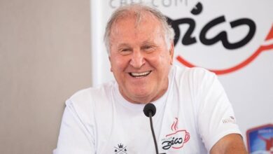 O maior ídolo da história do Flamengo, Zico, abriu o jogo sobre a saída repentina de Filipe Luís do comando da equipe. Na verdade, o ex-jogador afirmou que o próprio técnico já esperava que poderia deixar o cargo mesmo com a goleada por 8 a 0 sobre o Madureira.nSegundo Zico, ele chegou a conversar com Filipe e o ex-técnico falou da possibilidade.n"Acho que a maneira adequada é você chamar, conversar, ainda mais certos ex-jogadores que fizeram muito como ele fez. Ali, aquela coisa na noite e tal. Mas quem tem a caneta lá, quem é eleito para decidir as coisas, tem todo o direito de fazer certo ou errado. Eu falei com o Filipe, ele já tava um pouco esperando", comentou em entrevista ao Basticast, contando um fato de sua carreira:nn“Você já foi demitido por oficial de justiça na sua porta? Eu já fui como técnico (no Olympiacos). Isso é uma das coisas do futebol, você tem que estar preparado para tudo, tudo acontece”, revelou.nO treinador passou pelo clube gregp na temporada 2009/2010 e comandou o time por somente cinco jogos.nSem Filipe Luís, o Flamengo agiu rápido e contratou o português Leonardo Jardim para comandar a equipe.nhttps://stories.cnnbrasil.com.br/esportes/ex-selecao-revela-que-vicio-inusitado-atrapalhou-carreira-no-real/