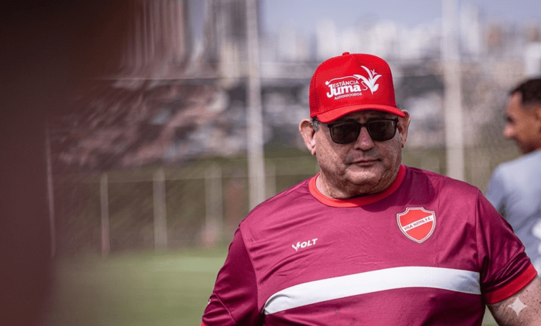 Guto Ferreira assume o Vila Nova com foco em novo acesso à elite