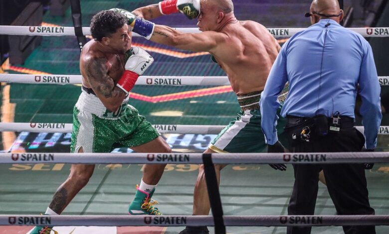 O tetracampeão mundial de boxe, Popó, revelou que, apesar de terem atuado lado a lado em clima de amizade em um comercial, os lutadores ainda não se acertaram a respeito da briga generalizada após o fim do combate.nnPopó afirmou que, mesmo aposentado do boxe profissional, está disposto a voltar ao ringue para enfrentar Wanderlei e disse para o rival “agitar” a revanche.n“Foi só propaganda. Nunca teve nada certo com ele. Mas, se ele quiser revanche, eu dou. Agora, seja homem e lute como homem”, disse Popó, em entrevista ao ge.n“Minha aposentadoria é para os lutadores profissionais do MMA. Eu, com 50 anos, acho muito arriscado, foi muito traumática a última luta. Tive vários traumas da luta com Wanderlei Silva, inclusive no pós-luta, por causa daquela agressão no ringue, algo que nunca aconteceu comigo, nem em lutas profissionais nem em disputas de títulos mundiais”, concluiu o campeão mundial.nRelembre a briganAntes do anúncio oficial de Popó como vencedor da luta, as duas equipes invadiram o ringue e iniciaram uma briga generalizada. A confusão foi contida em poucos instantes pelos seguranças.nDurante a briga, Wanderlei Silva recebeu socos e foi levado ao hospital após ser nocauteado. O ex-lutador relatou dores e cortes no rosto e passou por uma bateria de exames.nJá o ex-campeão mundial sofreu uma fratura na mão, algo que nunca havia ocorrido em seus 35 anos de carreira, e passou por cirurgia.nhttps://stories.cnnbrasil.com.br/esportes/popo-substitui-vitor-belfort-em-luta-de-boxe-contra-wanderlei-silva/